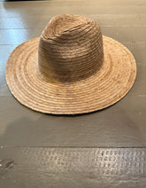 Straw sun hat wide brim